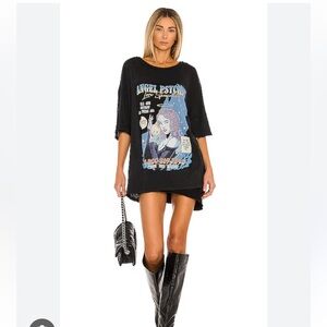 NWOT Boys Lie "Angel psychic"
Visit >
Black One Size Tee Supima Cotton